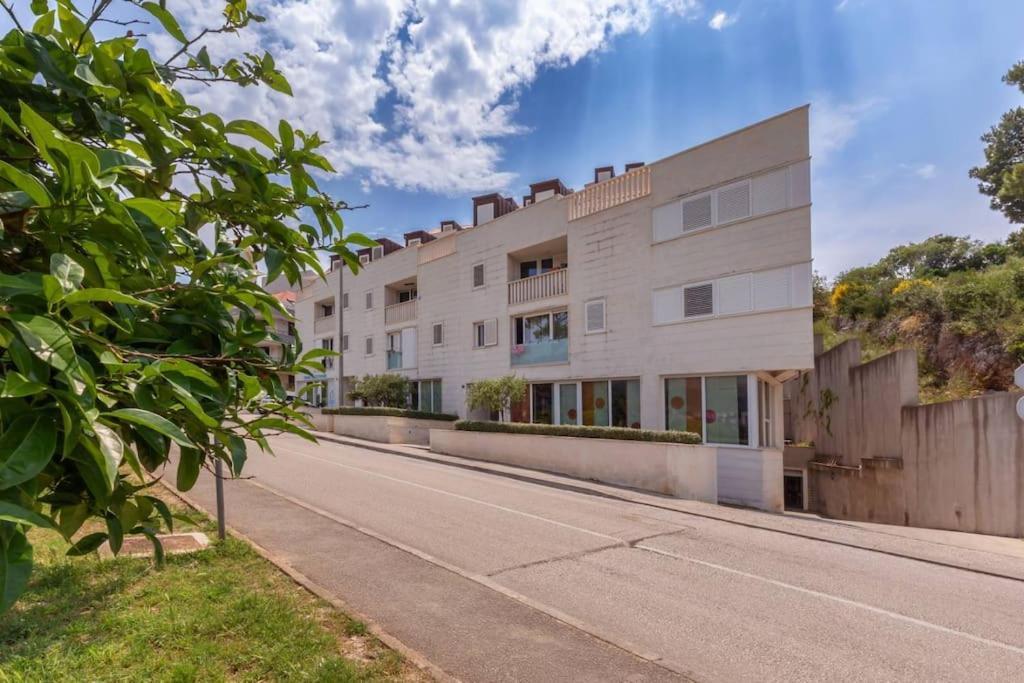 Stylish Two Bedroom Apartment&Garage Parking Place Dubrovnik Exterior foto